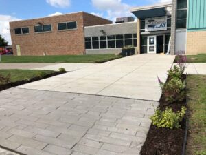 tth say play spruce up sept 2019 31