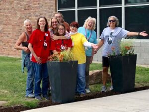 tth say play spruce up sept 2019 33